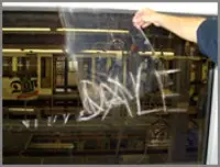 antigraffiti-antikratzfolie-klar-transparent-f-kunststoff_120-2.jpg?ts=1684754204